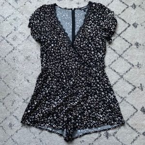 EXPRESS Romper